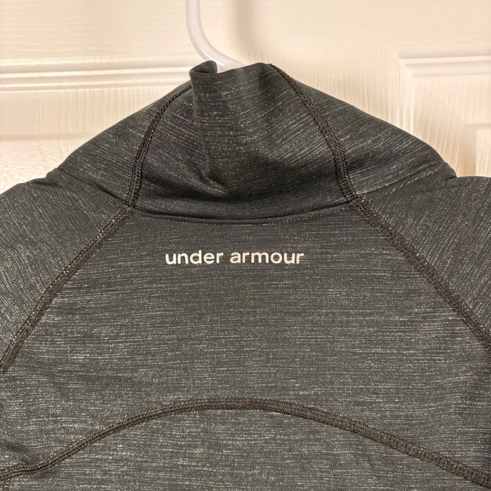 Under Armour ColdGear Top Women's S‎ Black Turtleneck Pullover Base Layer - Picture 8 of 8